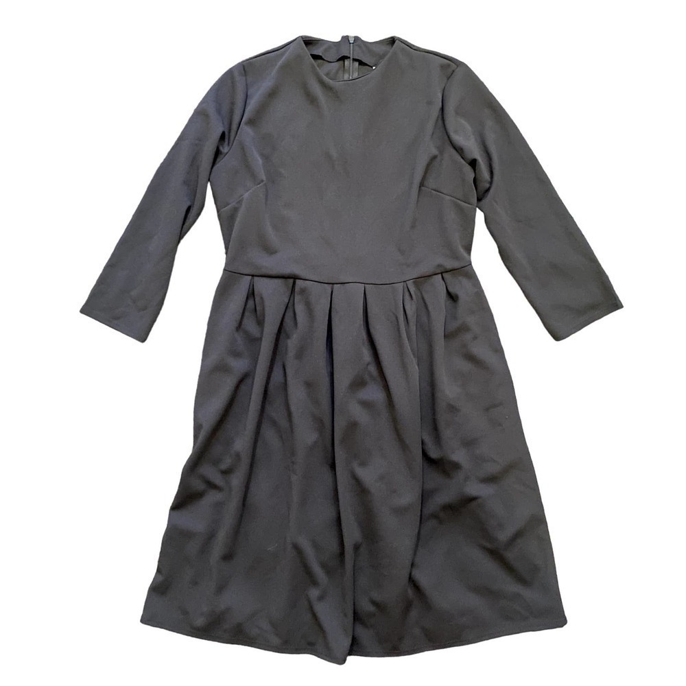 Two Hearts High Neck Half Sleeve Skater Dress in Black, Size L​​​​​​​